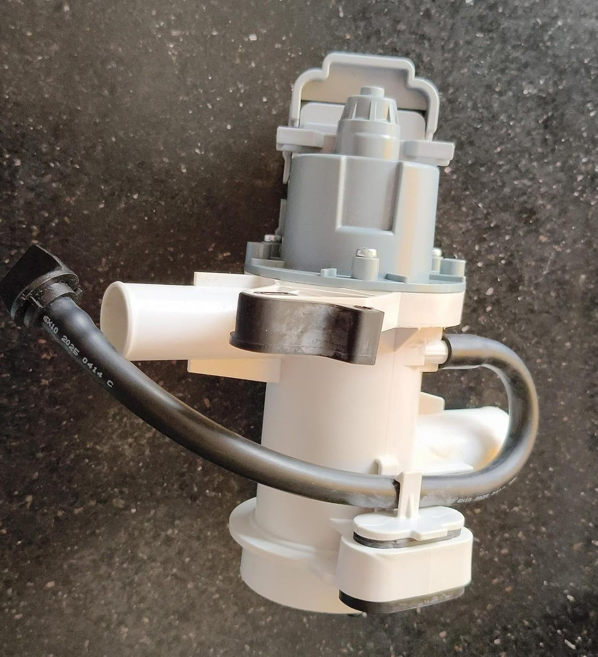 BUY SPARES Washing Machine Drain Pump, 220V 50Hz, compatible with Samsung Front Load Washing Machines BS1056