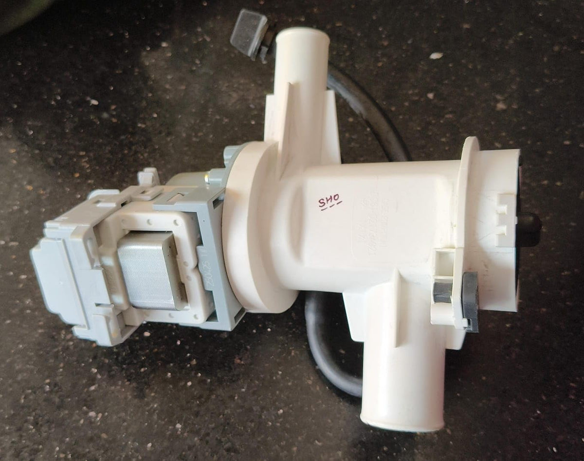 BUY SPARES Washing Machine Drain Pump, 220V 50Hz, compatible with Samsung Front Load Washing Machines BS1056