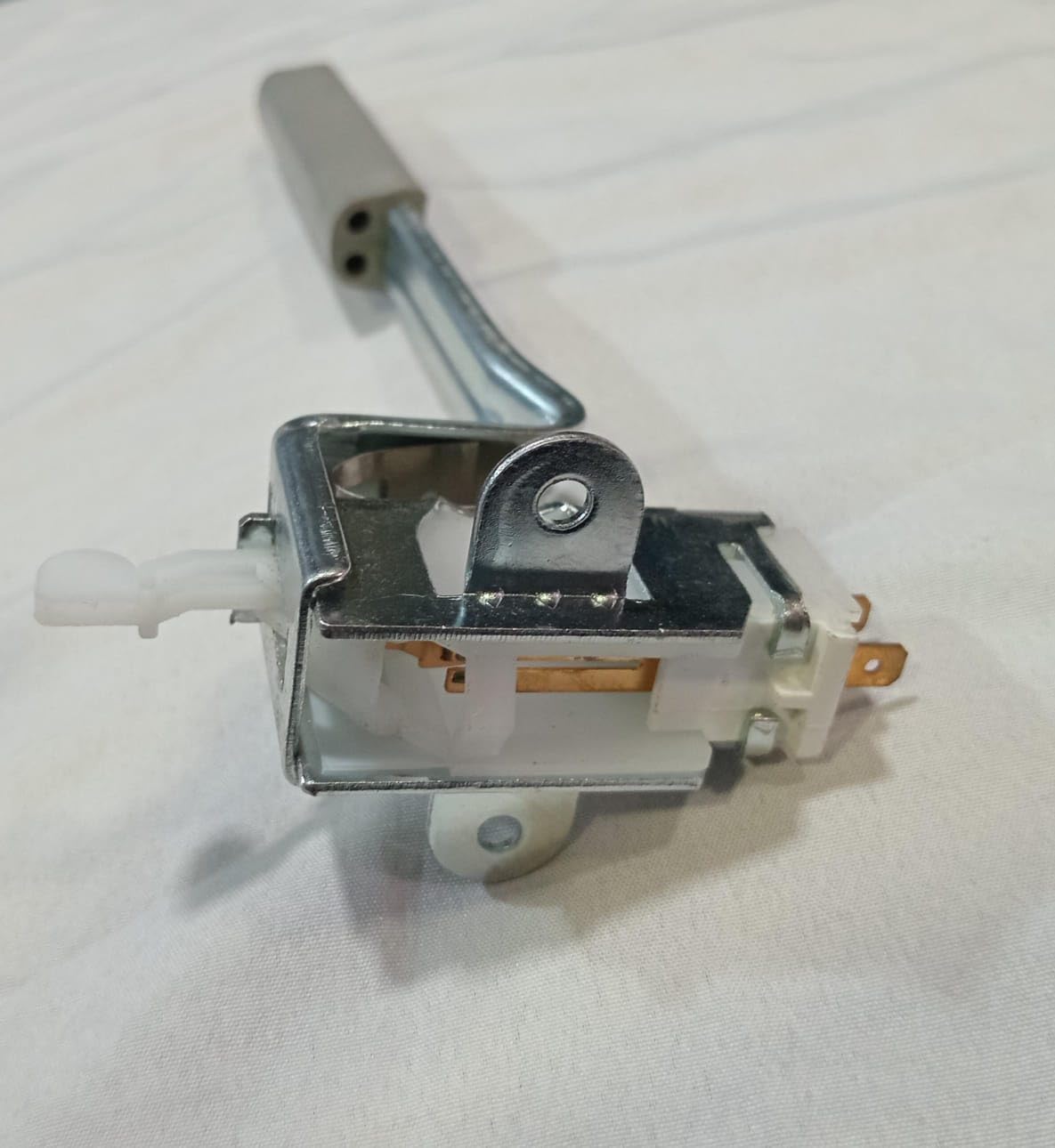 BUY SPARES Washing Machine Safety Switch compatible with Samsung Top Load Washing Machines, Spare Part Replacement BS1197