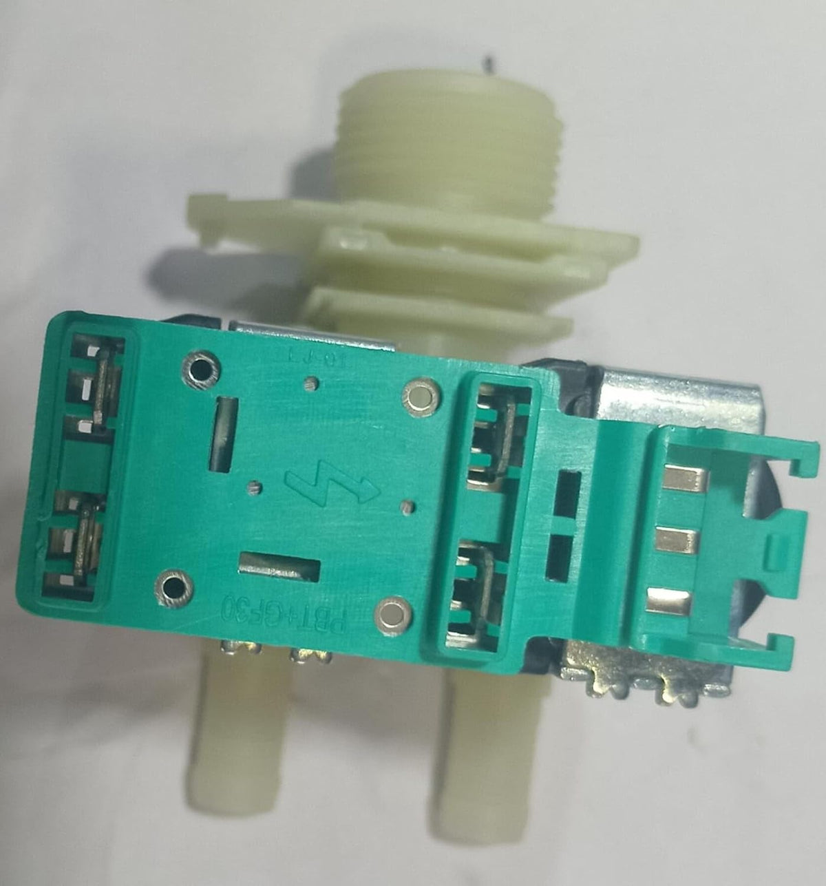Buy Spares Water Inlet Feed Valve Without Flow Sensor, Compatible with B.o.s.c.h,S.i.e.m.e.n.s Washing Machines BS1297
