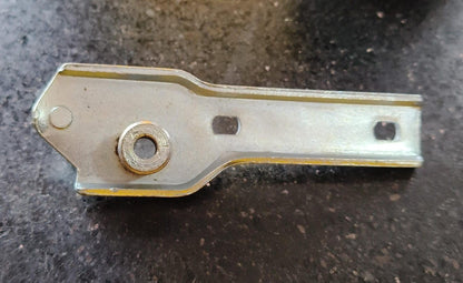 BUY SPARES Refrigerator Single Door Hinge, Steel, Compatible with L.G.E Refrigerators BS1241