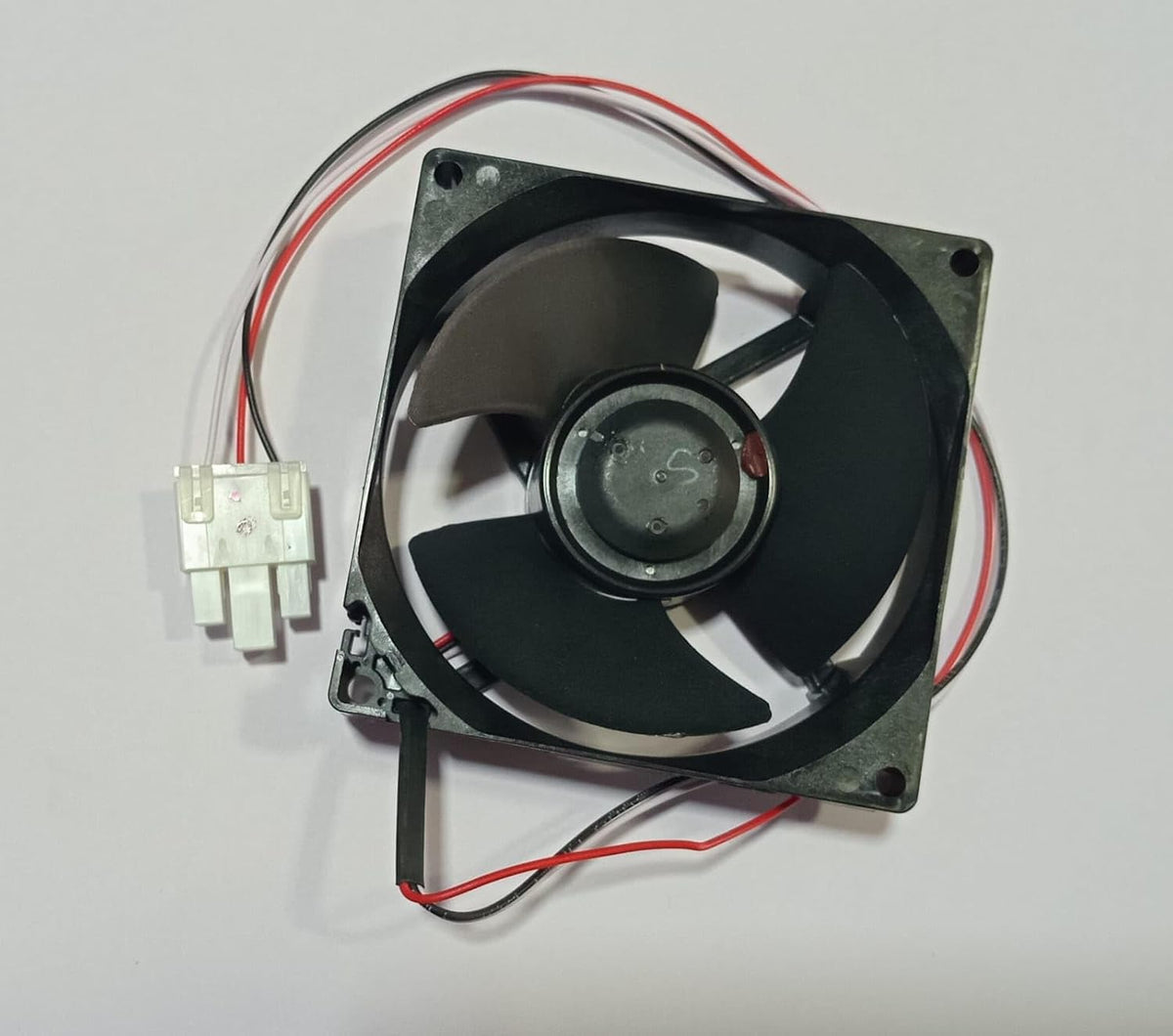 Brushless Cooling Fan, DC 12V, 3-Wire Connector, Replacement for Computer, Power Supply and Electronic Devices BS1356