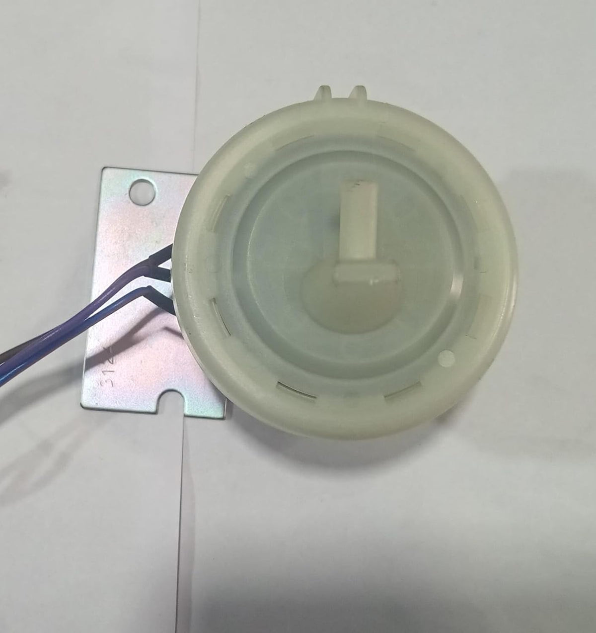 BUY SPARES Water Level Pressure Sensor for Whirlpool Lumina Top Load Washing Machine BS1319