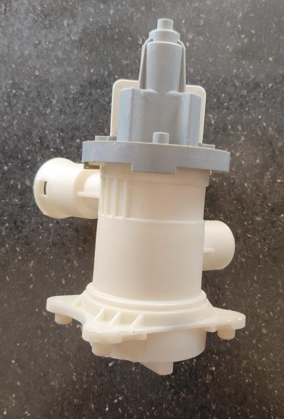 BUY SPARES Washing Machine Drain Pump, compatible with Bosch Siemens, Front Load BS1086