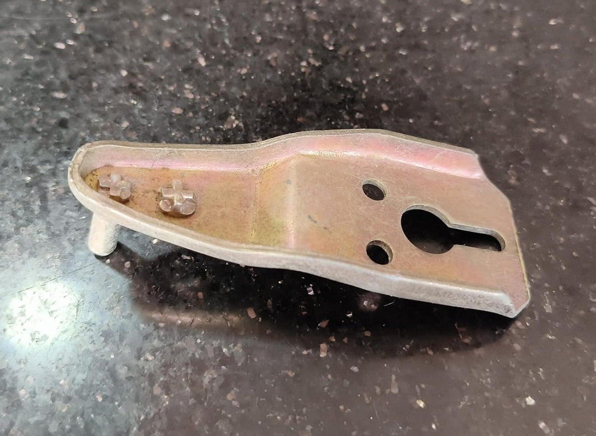 BUY SPARES Refrigerator Door Hinge Compatible with V.I.D.E.O.C.O.N, Metal, 9 cm BS1150