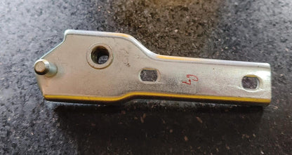 BUY SPARES Refrigerator Single Door Hinge, Steel, Compatible with L.G.E Refrigerators BS1241