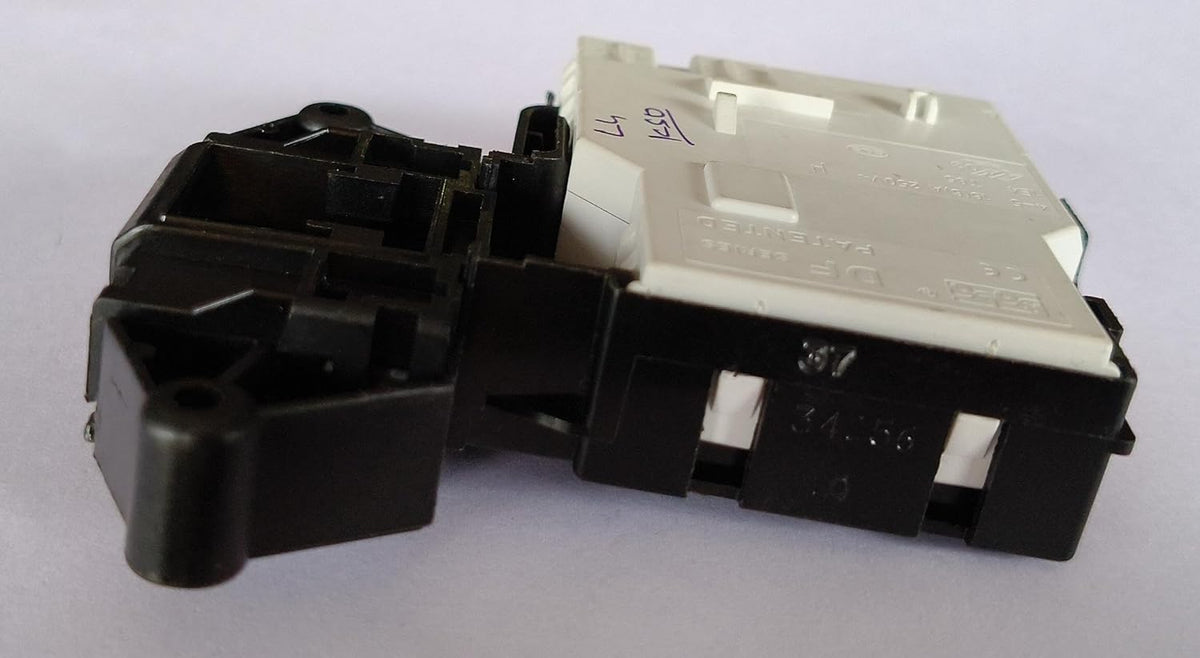 BUY SPARES Washing Machine Door Lock Compatible with L.G.E, 4 Pin, 250V, Replacement Interlock Switch BS1368