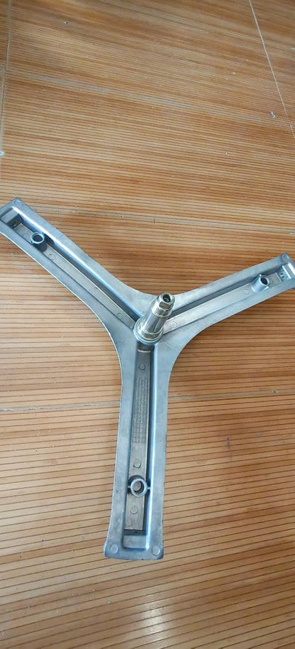 BUY SPARES I. F. B.. Front Load Washing Machine Drum Spider, Triangle Hub, Grey or Black, Aluminium Alloy, Compatible with 6205 and 6204 Bearings, 6.kg Models. Match And Buy. BS1420