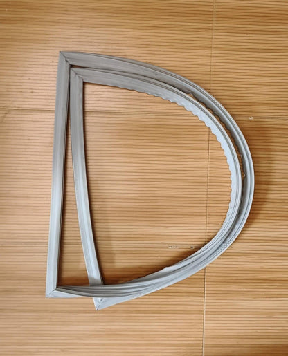 BUY SPARES Refrigerator Door Gasket for LG E-Star 1, 49x105 cm, Grey, Rubber and PVC, Rectangular Strip BS1142