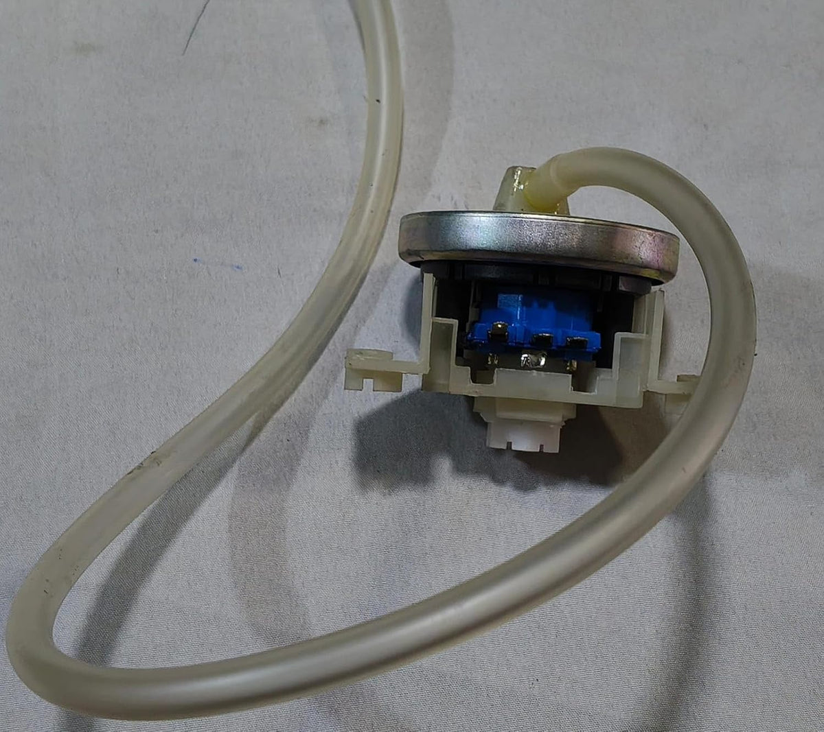 Buy Spares Universal Washing Machine Water Level Pressure Sensor with Hose, compatible with Haier, Onida, IFB, Videocon BS1071