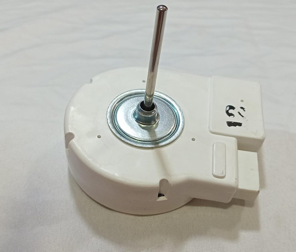 BUY SPARES Refrigerator Evaporator Fan Motor DA31-00020E, DC 12V, 4-Pin Jack, 3-Wire Design, Genuine Replacement Part for S.A.M.S.U.N.G Refrigerator BS1131